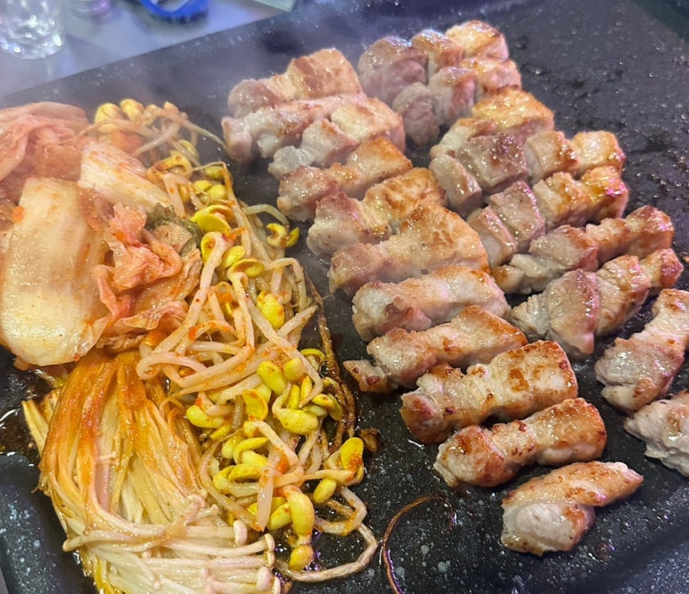 꿀꿀대포집 이미지