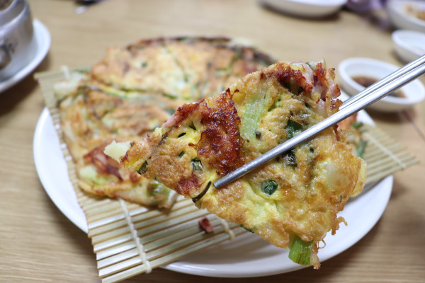 온천칼국수 이미지