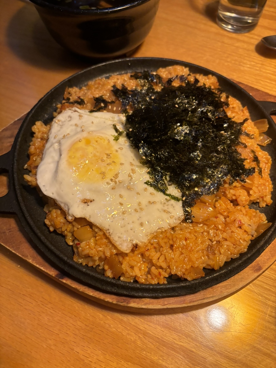 소굴(용봉점) 이미지