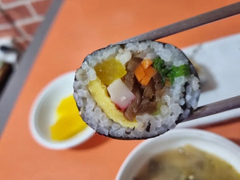 두잎김밥 이미지