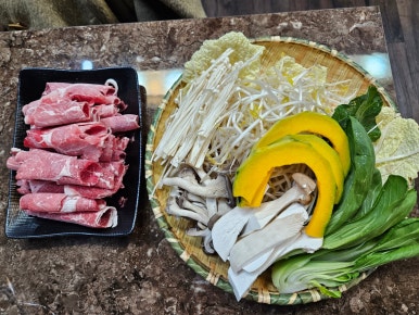 산데미 수제만두 이미지