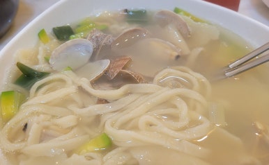수라손칼국수 이미지