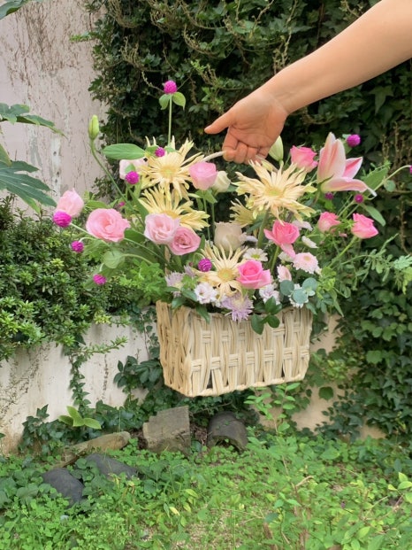 꽃을안기다 이미지