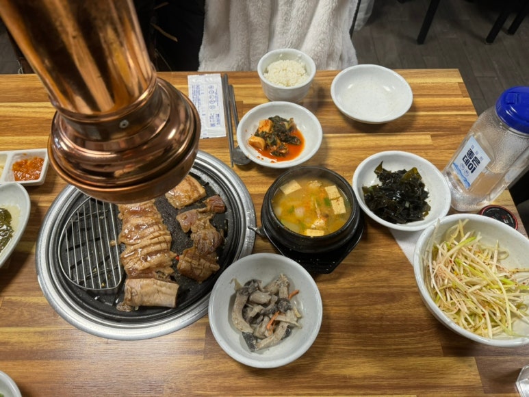 정담숯불돼지갈비 이미지
