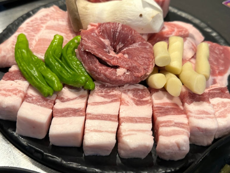 상구네돼지구이 이미지