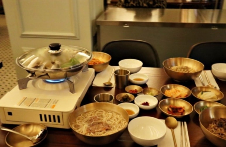 향은식당 이미지