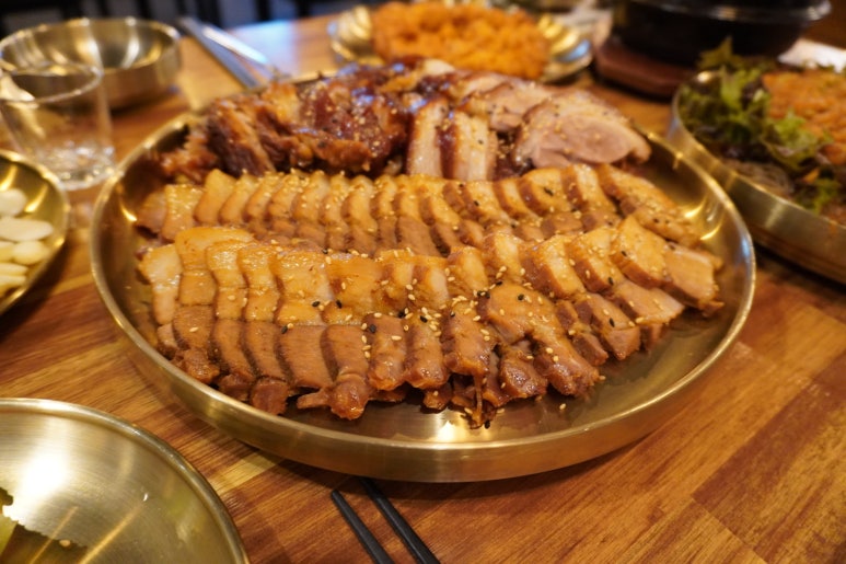 엄청난족발 이미지
