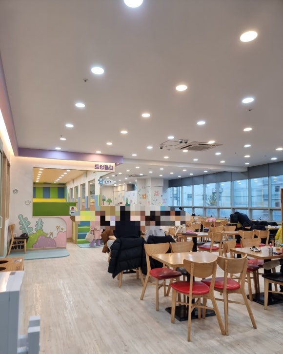 스카이점핑랜드 이미지