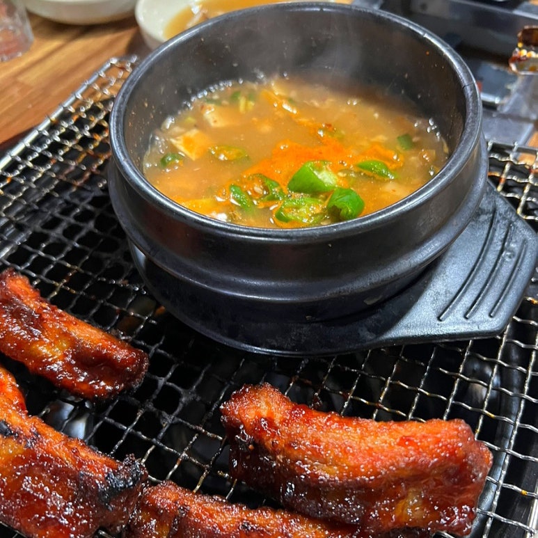 옛날통닭숯불구이 이미지