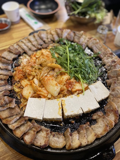 무쇠김치삼겹 이미지