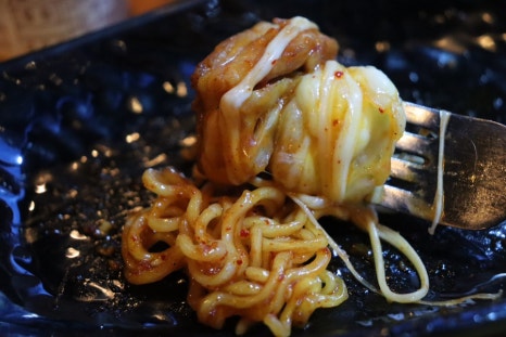 훌랄라참숯치킨교동점 이미지