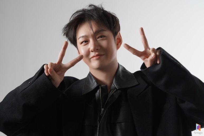 비하인드플러스 이미지
