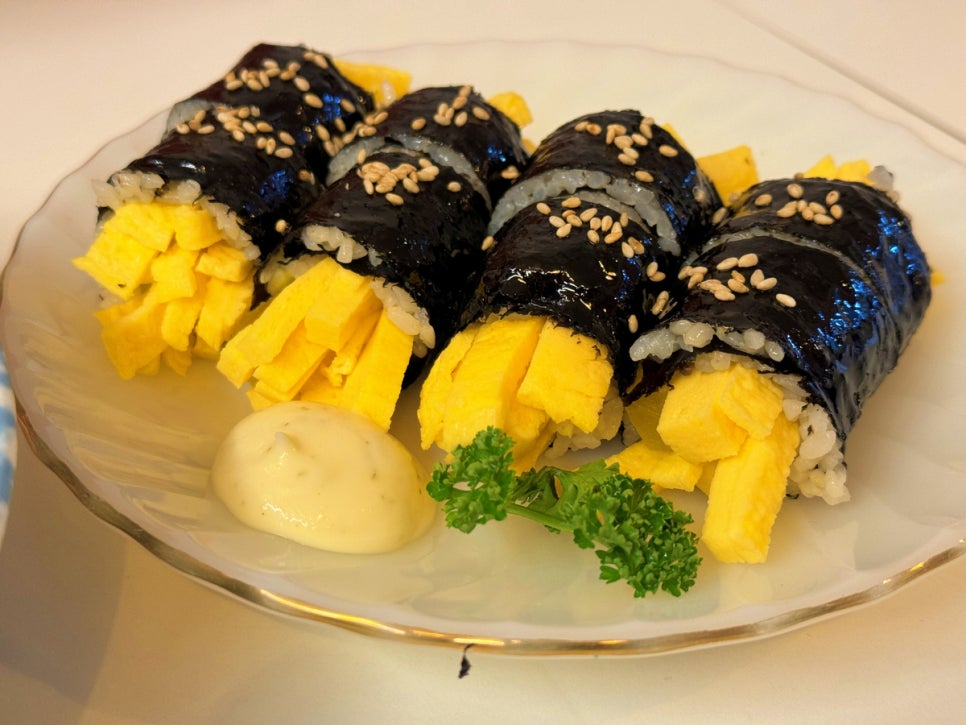 쿠욱김밥 이미지