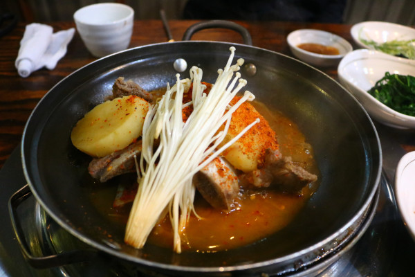 안동명성한우갈비 이미지