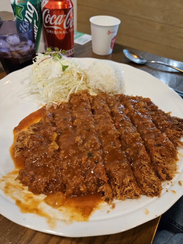 돈이돈까스 이미지