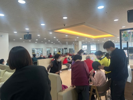 9988주간복지센터 이미지