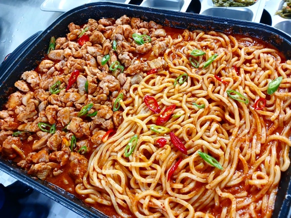 지코바치킨식당 이미지