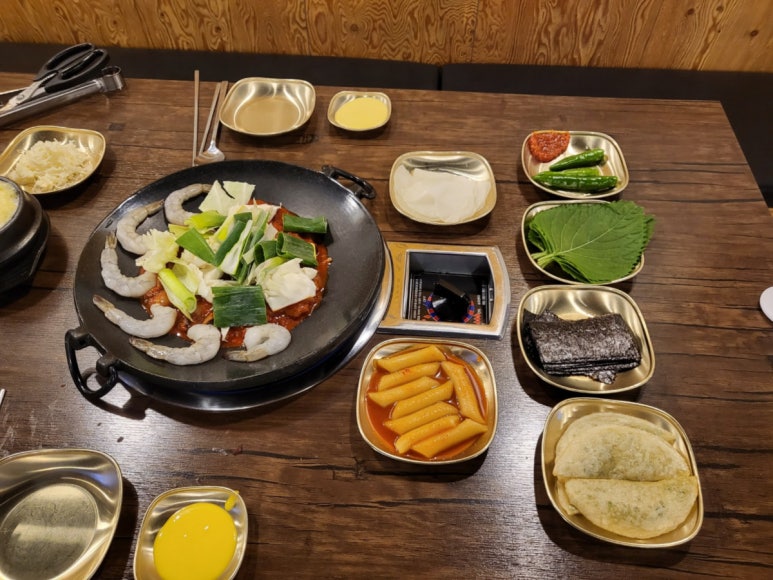 황금쭈꾸미 이미지