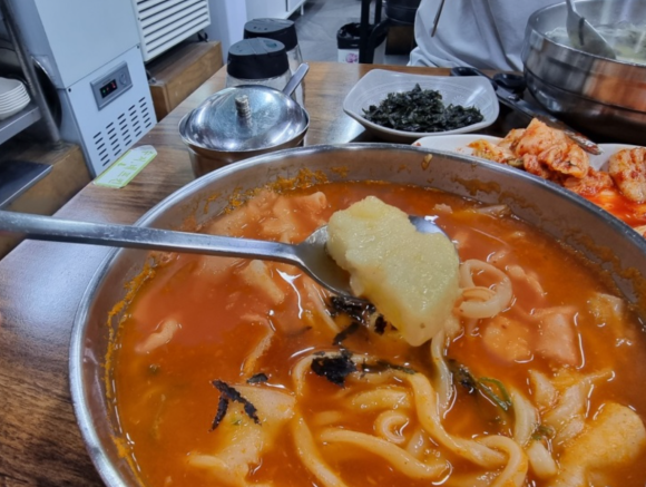 행하령수제비 이미지