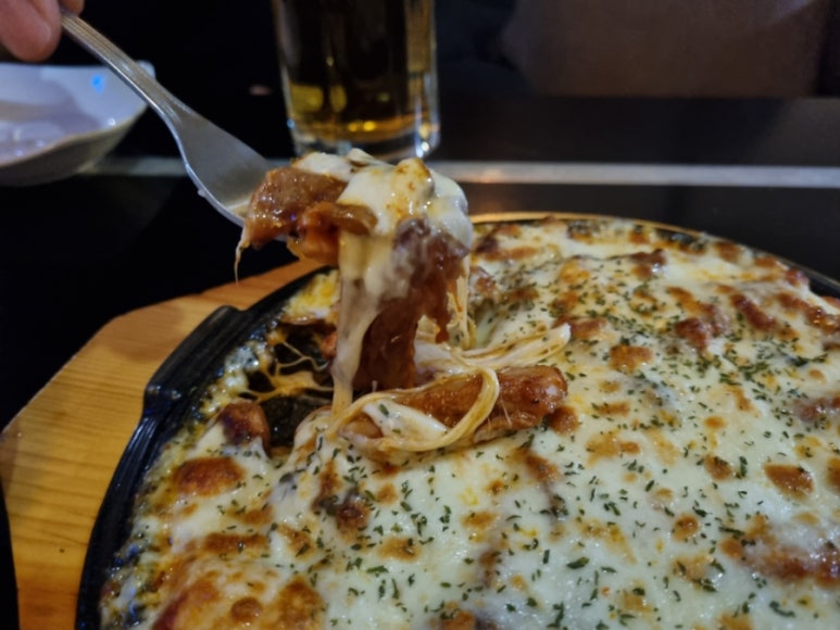 구어진닭호프 이미지