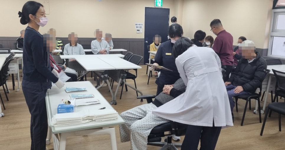 화창한병원 이미지