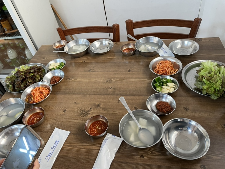 원조장충동왕족발 이미지