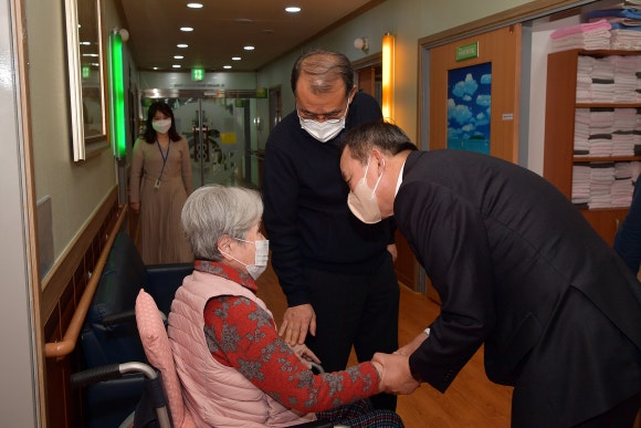 메니노인전문요양원 이미지