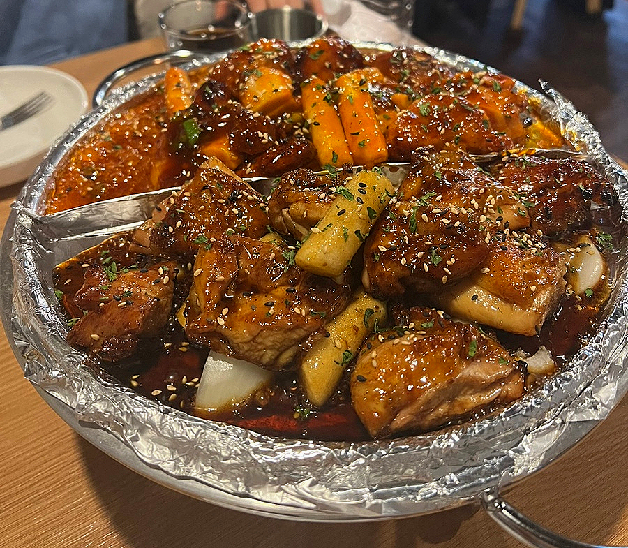 훌랄라참숯치킨 광주금호점 이미지