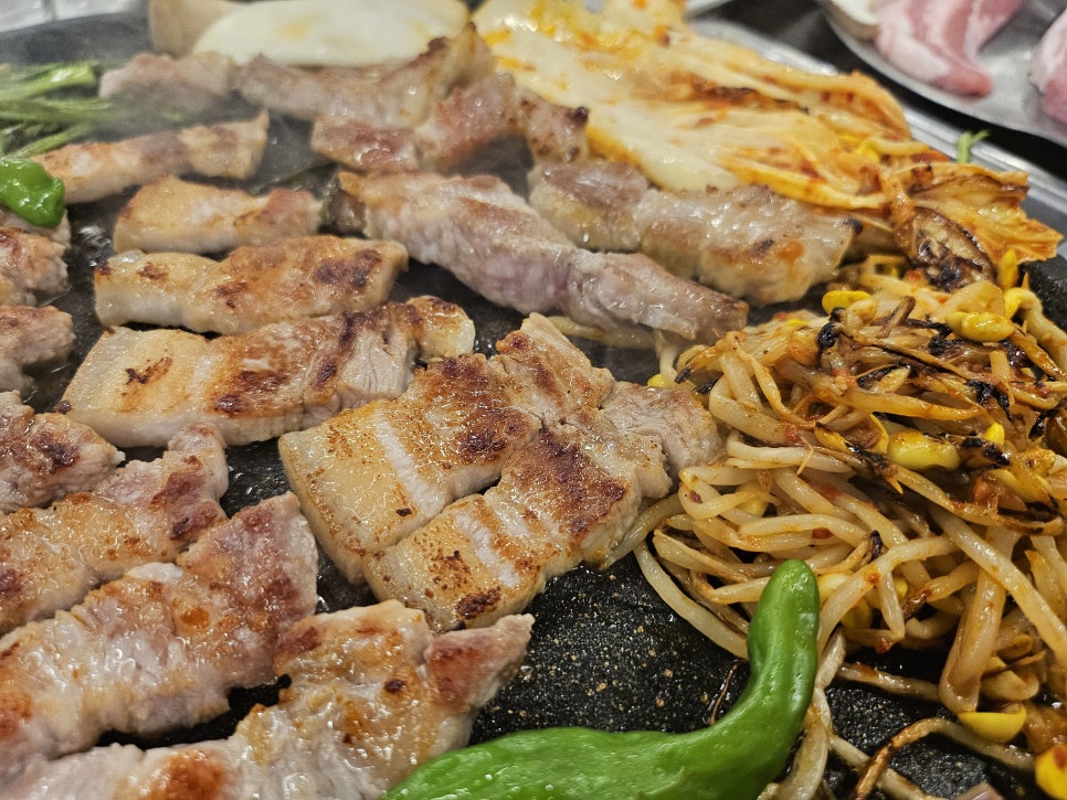 고기뭉치 이미지