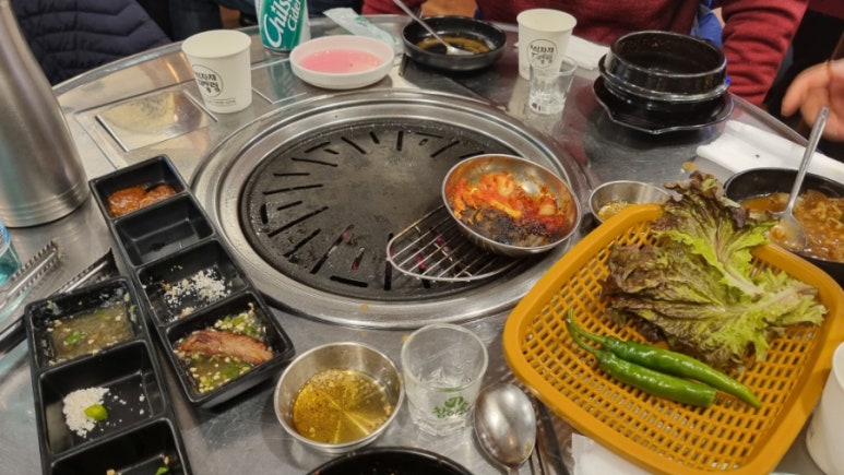 강변숯불구이 이미지