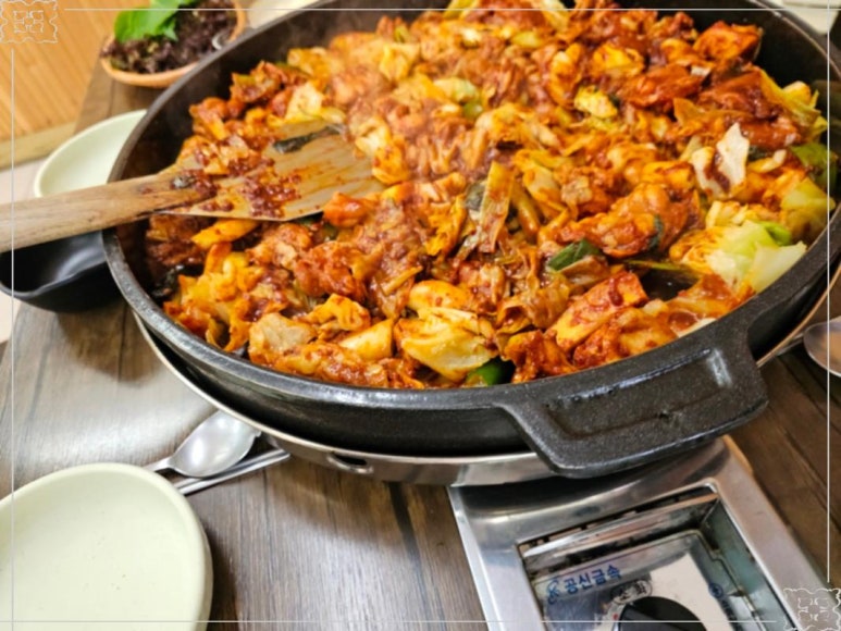 본가춘천닭갈비 이미지