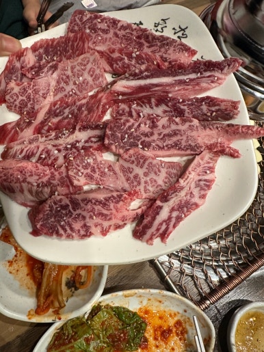 먹뱅이한우본관 이미지
