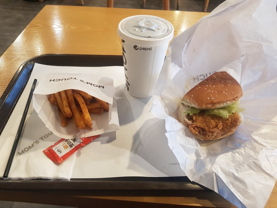 대진대점맘스터치 이미지