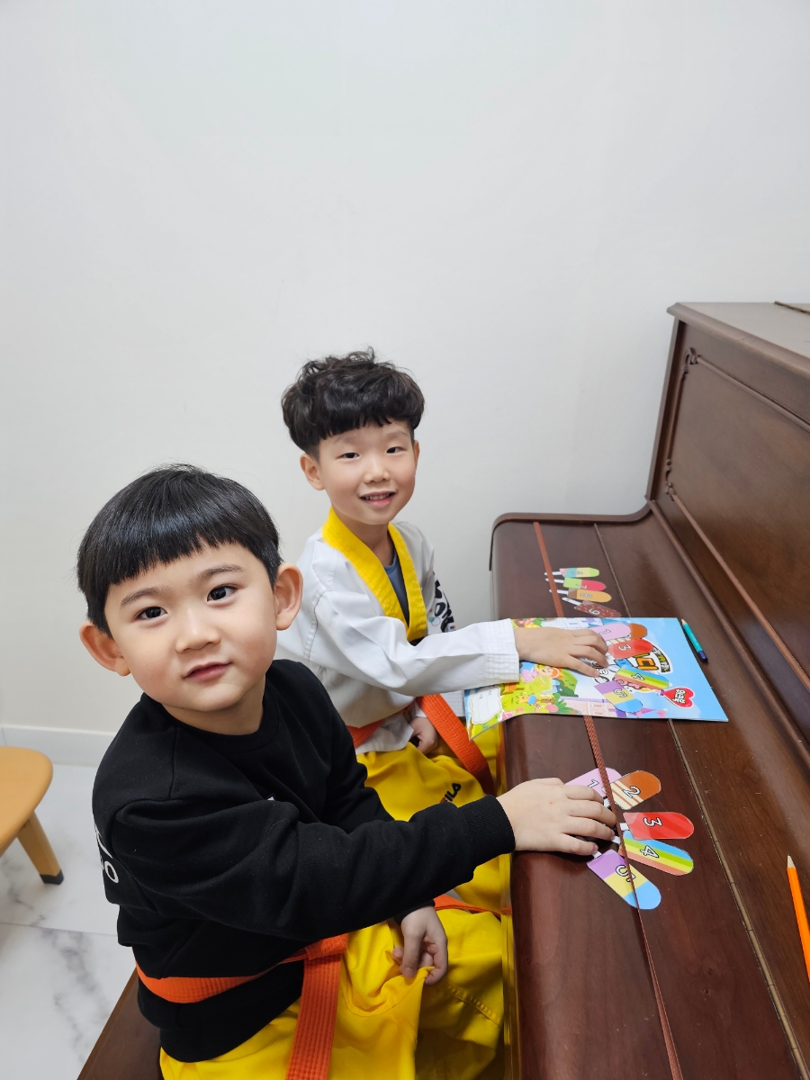 꼬마피아니스트음악학원 이미지