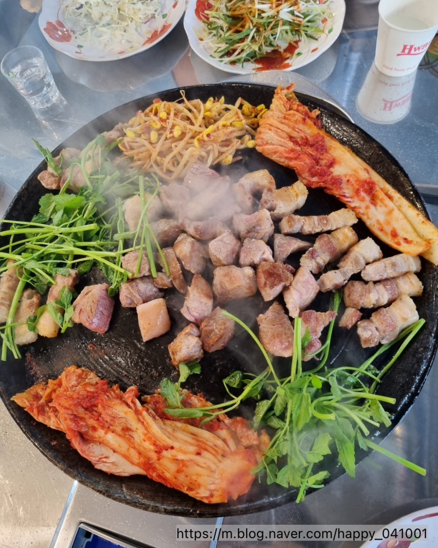할매솥뚜껑삼겹살 이미지