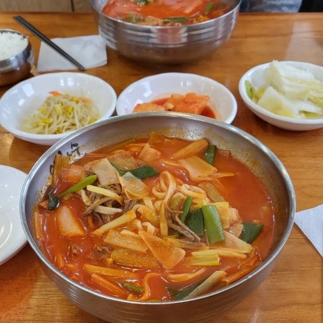 이화수 전통육개장 이미지