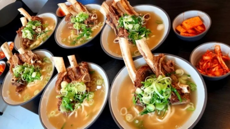 왕갈비칼국수 이미지