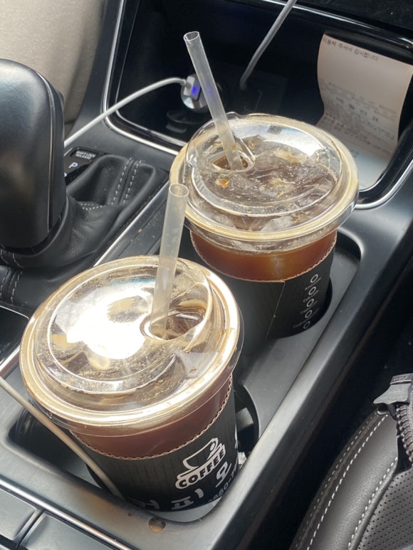 커피모퉁 이미지