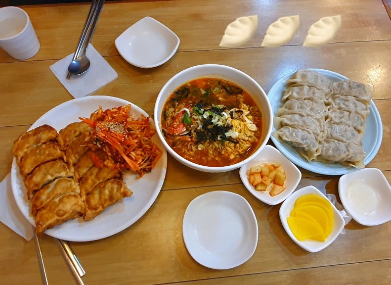 태산만두 이미지