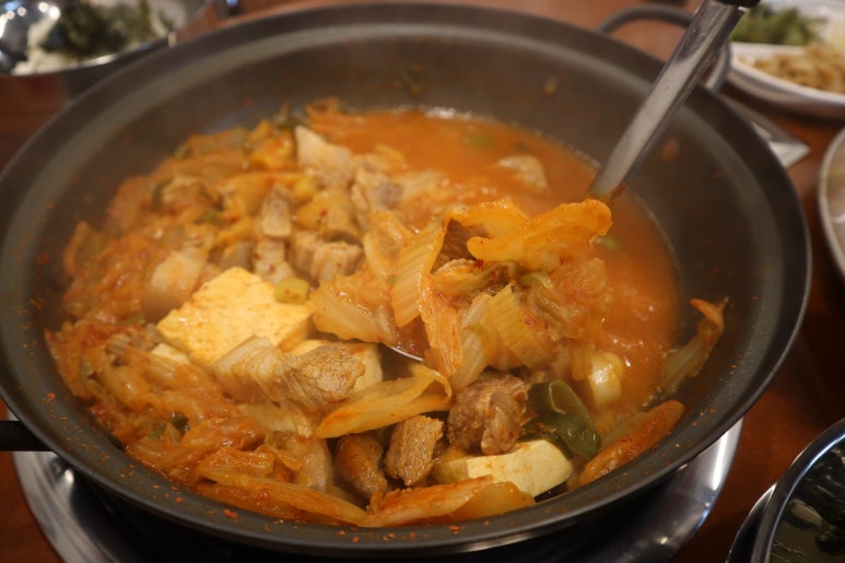백채김치찌개 처인구청점 이미지
