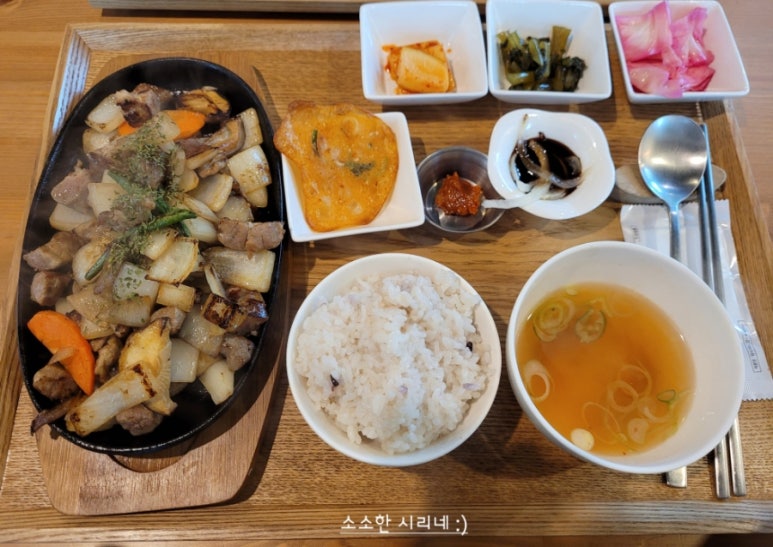 오리덕후밥카페 이미지