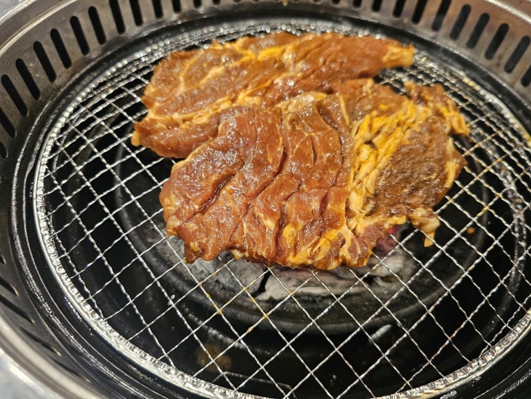 복도야지 이미지