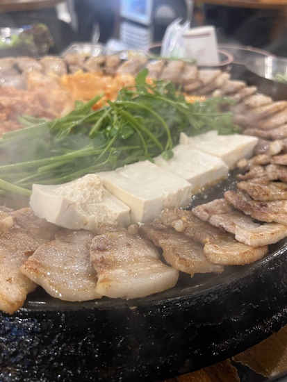 무쇠김치삼겹 이미지