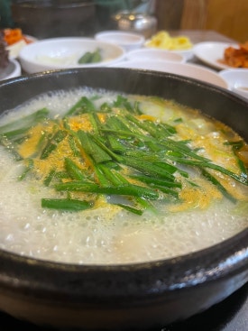 진뚝배기국밥 이미지