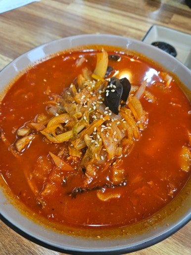 옹짬뽕 이미지