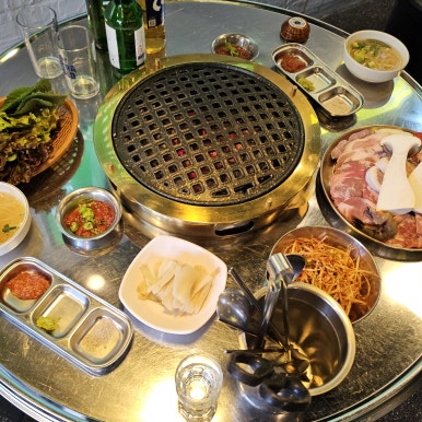 # 곱창&뒷고기 이미지