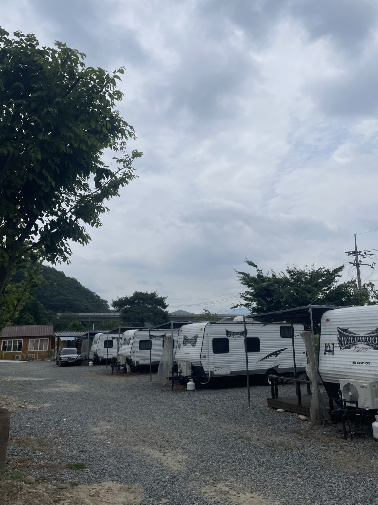경호강변오토캠핑장 이미지