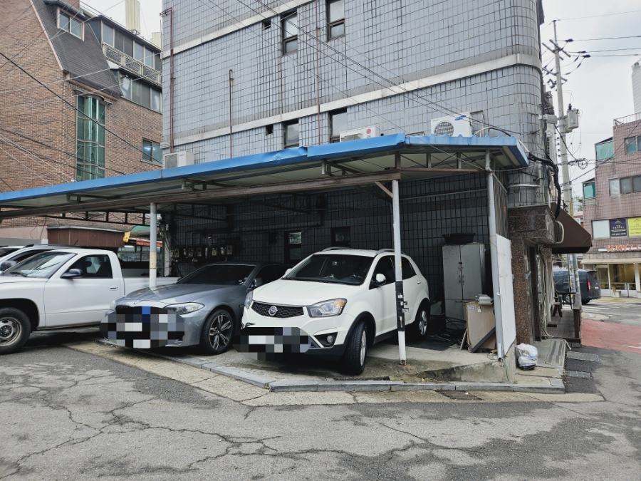 인디코너바버샵 이미지