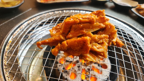 팔각도 청주율량점 이미지