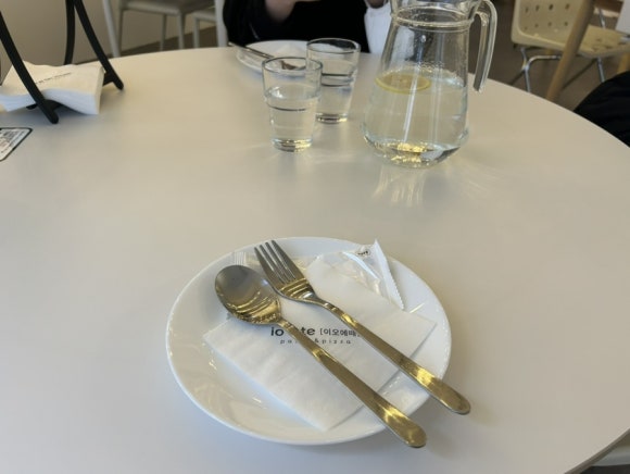 이오에떼 이미지